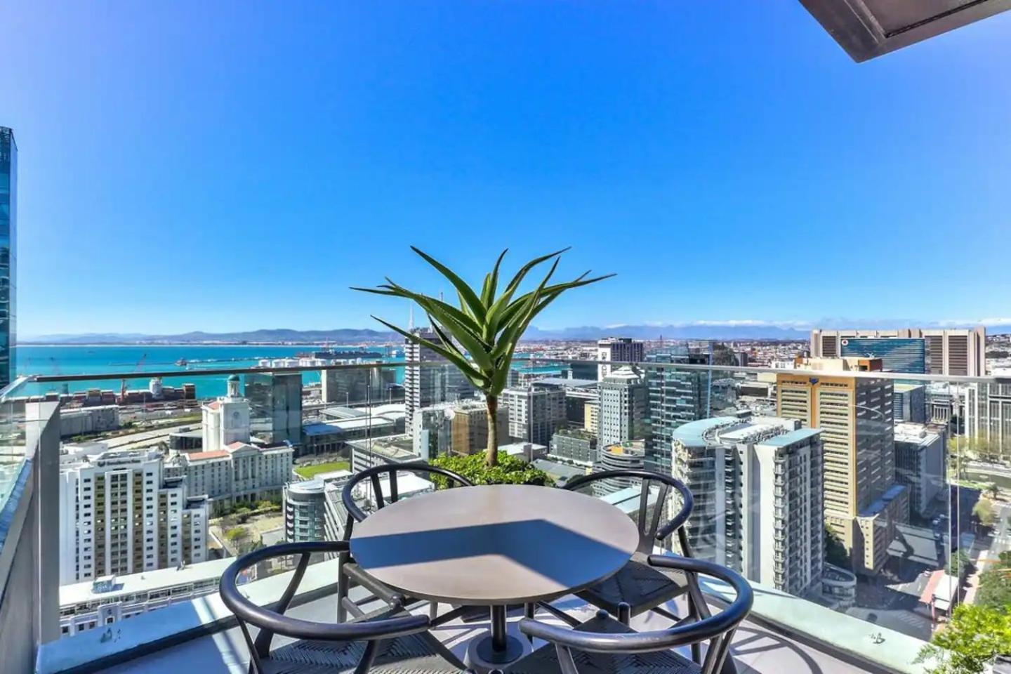 2505 In Cape Town, Wi-fi, Pool, Free Parking Apartment Kapstadt